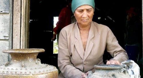 Huyền bí vùng đất có 'siêu nhân' hô mưa, gọi gió