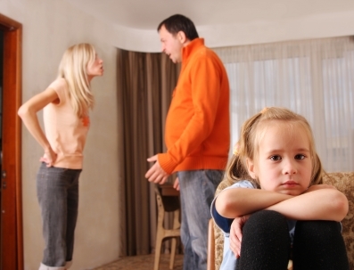 Chồng đang nợ chị gái vợ 2 tỷ đồng, giờ lại ly hôn...