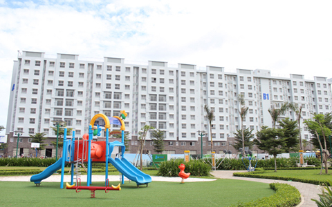 Gom tiền nhà nghèo, thời khó đại gia vẫn giàu thêm