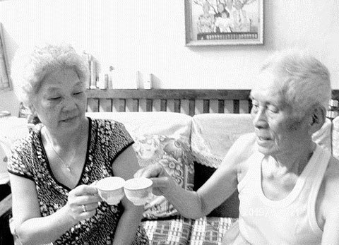 Cụ ông 94 tuổi muốn lên xe hoa sau khi gặp người cũ