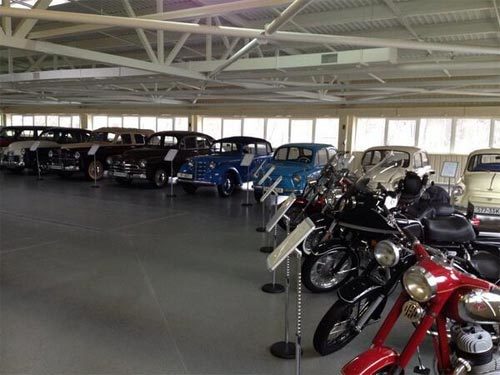 Bộ sưu tập xế khủng của cha con cựu Tổng thống Ukraina