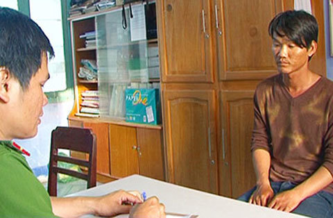 Lại hiếp dâm sau khi ở tù vì hiếp dâm