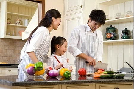 Đừng khinh đàn ông Việt chỉ biết nói 