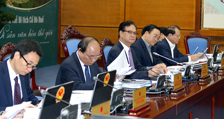 '4 DN cùng tăng giá sữa là có chuyện'