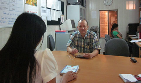 Uống bia 'giải' rượu, thiếu nữ bị làm nhục tại quán Karaoke