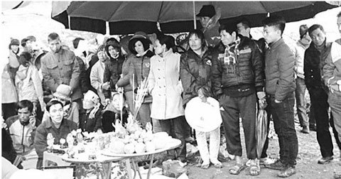 Thầy 'ngoại cảm' phán phía Bắc, thi thể nữ sinh nổi phía Nam