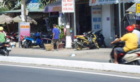 Đại gia xổ số phải đi ăn mày
