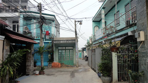 Nhà mọc giữa đường: Quận Gò Vấp làm ngơ?