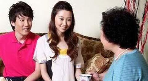 Mẹ chồng tương lai yêu cầu sống thử 1 tháng