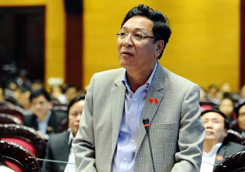 Bộ trưởng Phạm Vũ Luận 'chặn đường' bằng giả như thế nào?