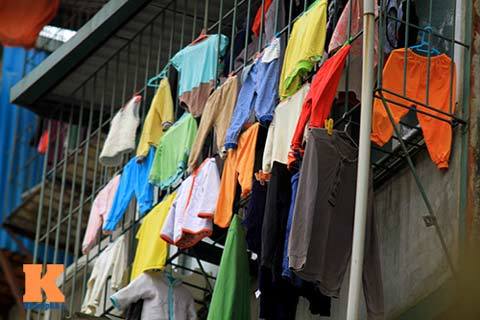 Cách phơi quần áo có một không hai của người Hà Nội