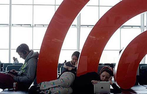 Tình báo Canada giám sát hành khách sử dụng Wi-fi tại sân bay