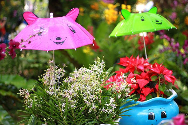 Bến này đục thì neo thuyền bến khác