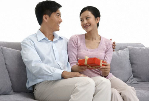 Những ngày 8/3 “để đời” của vợ chồng