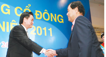 Cú thoát xác thần sầu của đại gia Trầm Bê