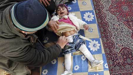 Bệnh nhân Syria tình nguyện bị đánh bất tỉnh....để mổ