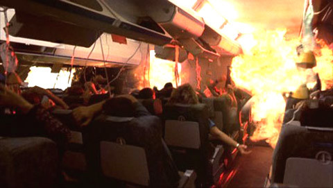 Những đoạn phim nổ máy bay hãi hùng nhất