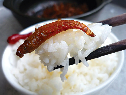 Mẹo hấp cơm nguội ngon như cơm nóng
