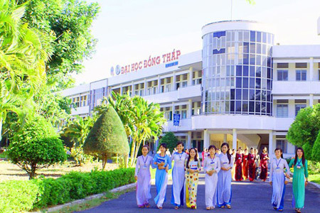 Những nhà giáo “vô thừa nhận”