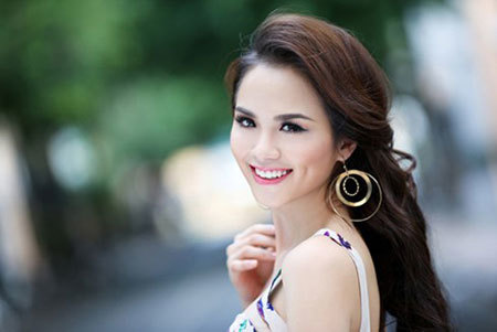 Diễm Hương thừa nhận dối trá chuyện kết hôn