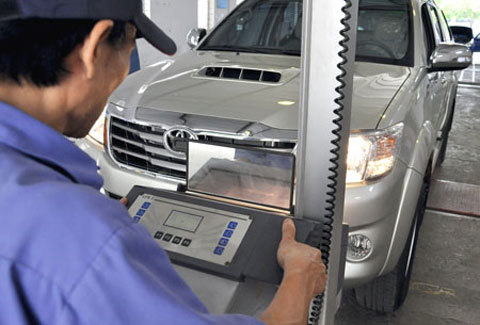 Lãnh đạo Cục nhập vai lái xe, bắt lỗi đăng kiểm viên