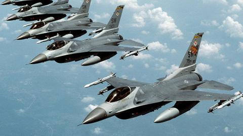 Chiến cơ Mỹ gửi ‘thông điệp’ tới Nga về Ukraina