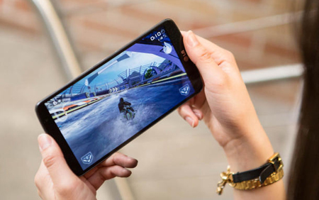 LG G Pro 2: Màn hình xuất sắc bù thiết kế thiếu đột phá