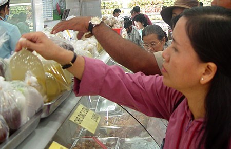 Bàn là mua trong siêu thị bất ngờ phát nổ