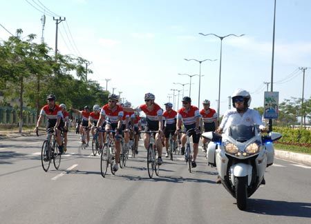 ‘Hành trình “Đạp xe vì trẻ thơ” năm 2014