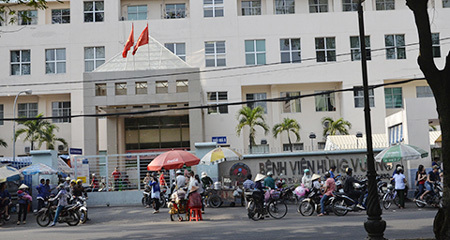 Đối tượng bắt cóc mang trẻ sơ sinh đến trả lại