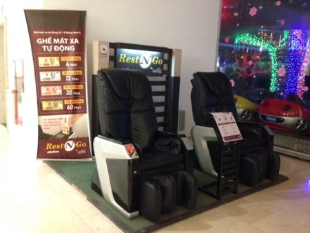 Máy mát-xa sang trăm triệu kiếm tiền lẻ như đánh giày