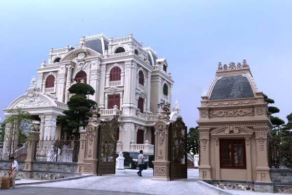 Lâu đài đại gia Việt Nam và 
