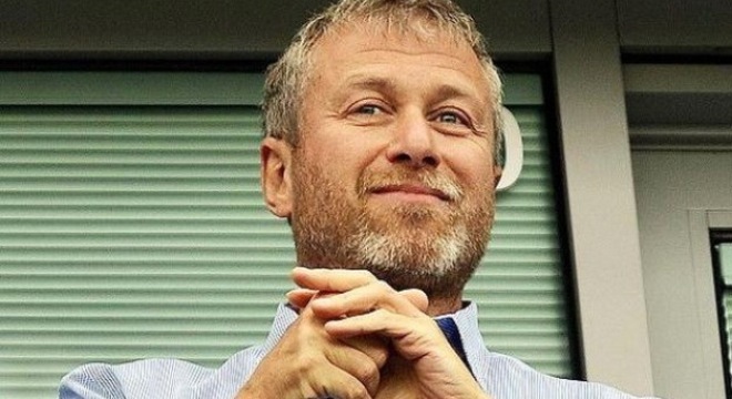 Dính vào Ucraina, tỷ phú Abramovich bị phong tỏa tài khoản?