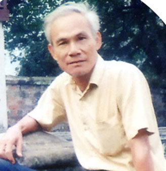 NNC Sử học Tạ Chí Đại Trường nhận giải Phan Châu Trinh