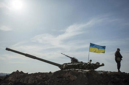 Nga liên tiếp đổ quân về biên giới với Ukraina