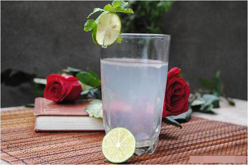 Mẹo dùng chanh để tẩy trắng răng và chữa nhiệt miệng