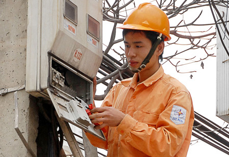 Tập đoàn độc quyền điều hành thị trường điện cạnh tranh?