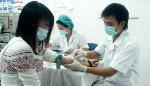 Gần 50% bác sỹ không tin cậy kết quả xét nghiệm