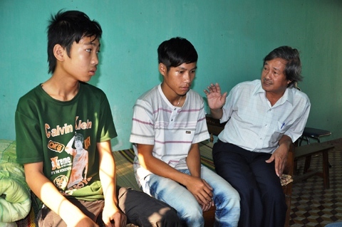 Cuộc đào thoát ly kỳ của 2 phu vàng trẻ con