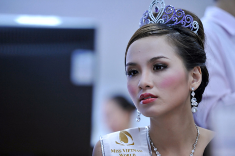 Cấm diễn với Diễm Hương: 'Chúng tôi vẫn cho là đúng!'