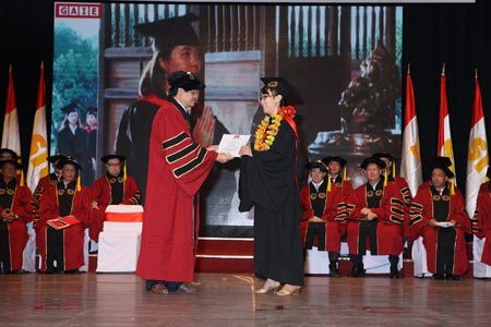 Xét tuyển học bạ lớp 12 vào ĐH Quốc tế Sài Gòn