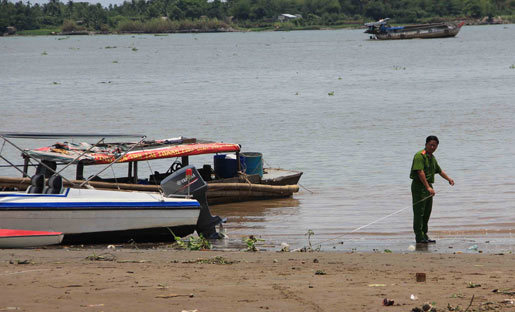 Thêm một nữ sinh tử vong ở bãi tắm không phép