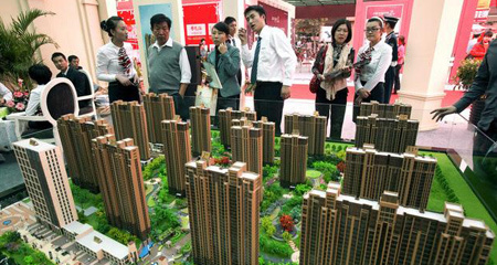 Bơm tiền nhà đất: Đừng sợ quá nhiều?