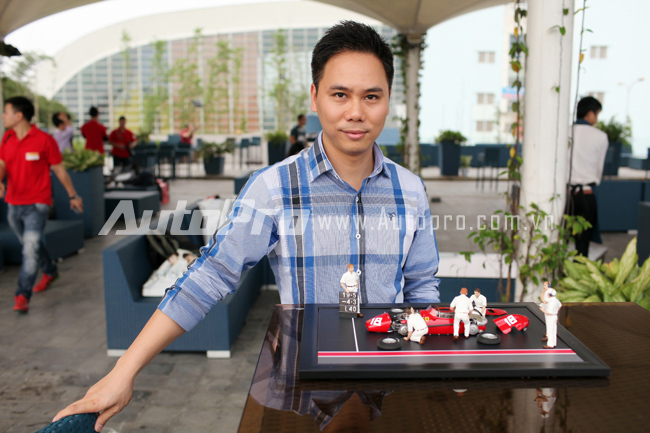 Bỏ tiền tỷ chơi siêu xe mô hình