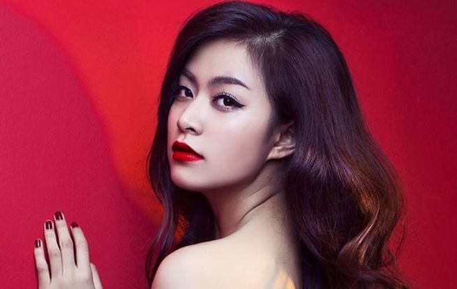 Hoàng Thùy Linh: Khi yêu tôi là mèo ngoan