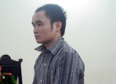 Học đến lớp 7 trộm tiền siêu đẳng qua mạng