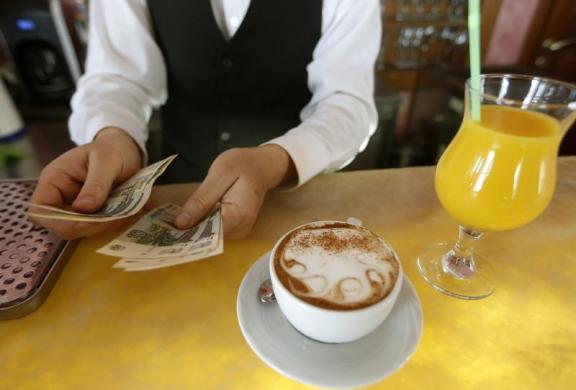 Cuộc sống ở Crưm thay đổi từng ngày