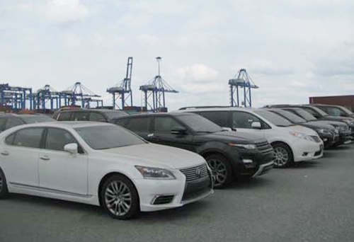 19 ô tô cao cấp tồn đọng tại cảng