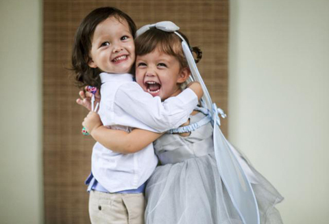Diva Hồng Nhung bất ngờ khoe ảnh hai con
