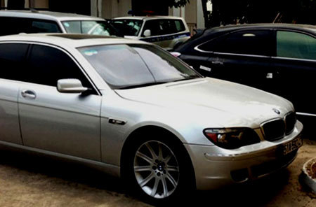 Phát hiện hàng loạt 